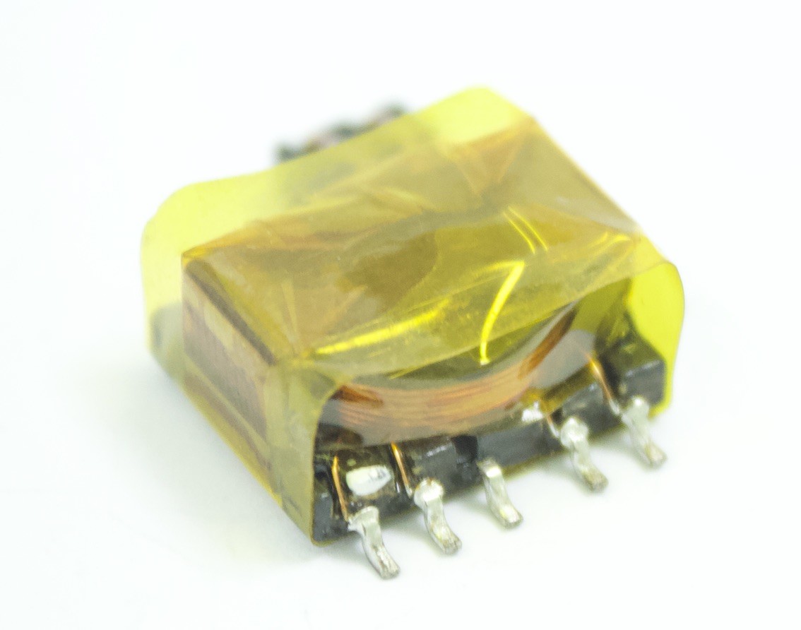 220uH Shielded SMD Power Inductors With High Isolation Strength